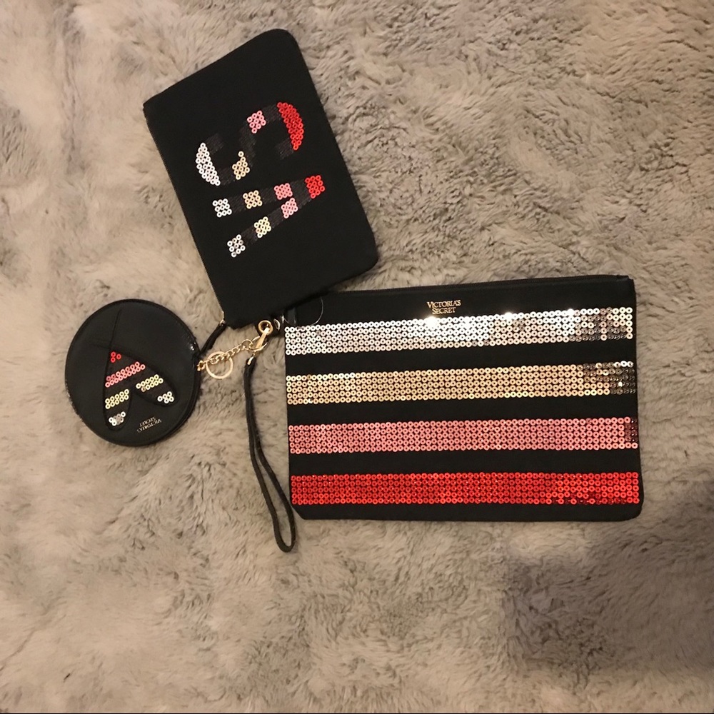 VS Wristlet Set